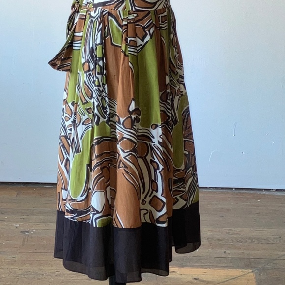 Stylish Brown and Green Midi Dress - Picture 7 of 13